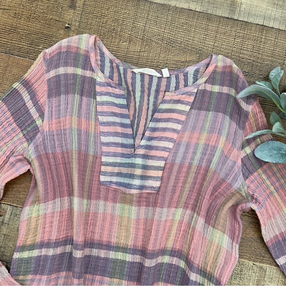 Tunic Blouse SOFT SURROUNDINGS TUNIC in Soft Colors - Picture 5 of 12